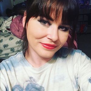 Meet your Posher, Tracy